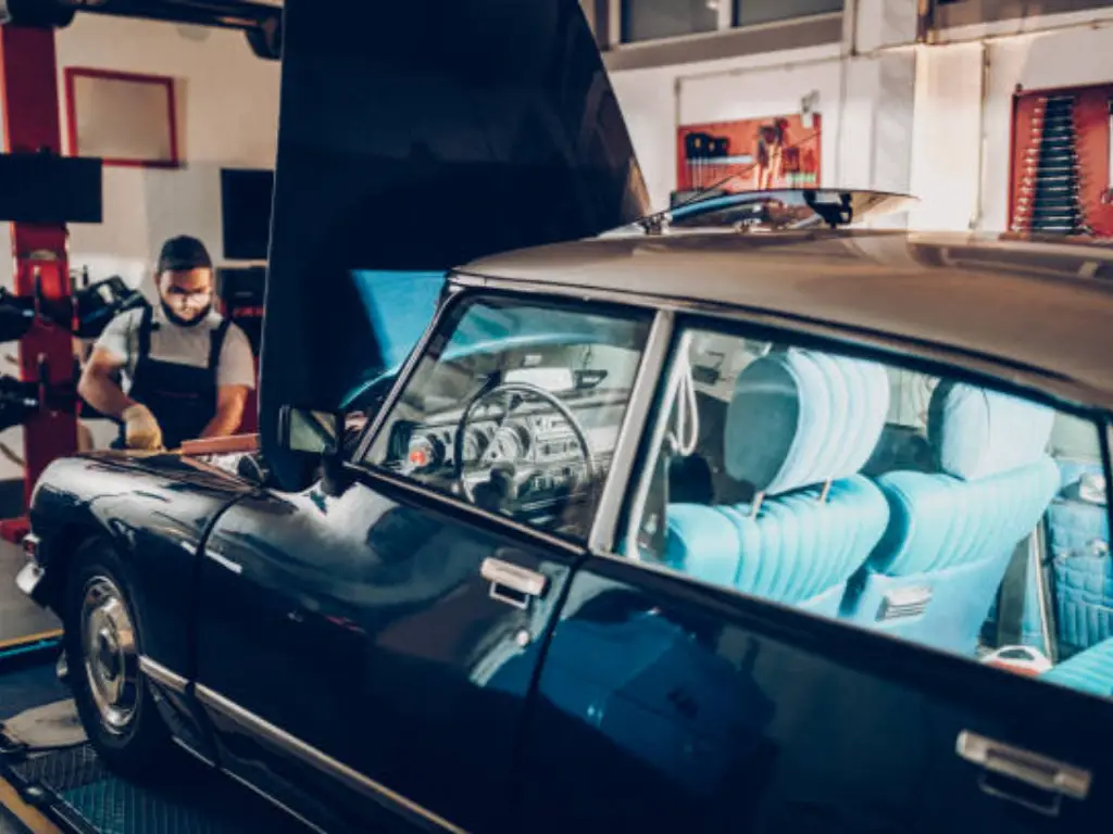 vintage car restoration 