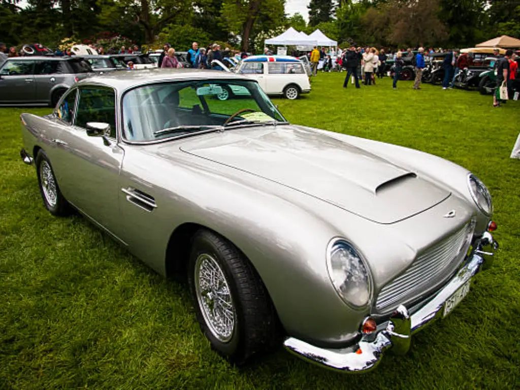 Aston Martin DB5