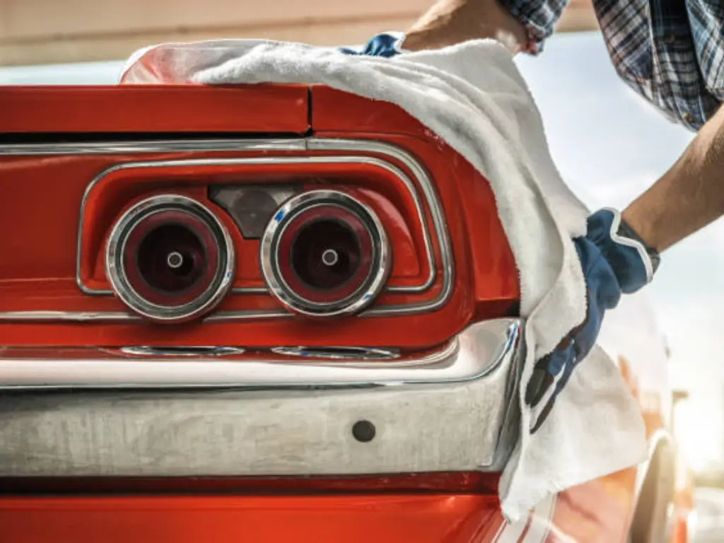 what is the definition of a classic car
