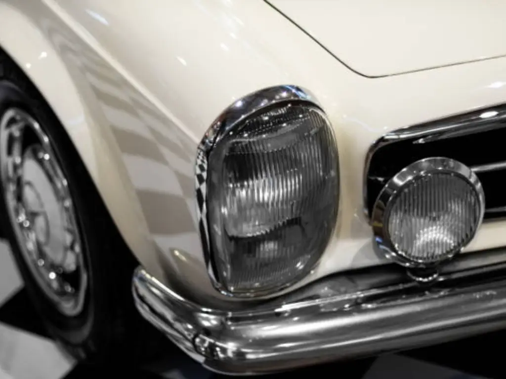 classsic car fog light