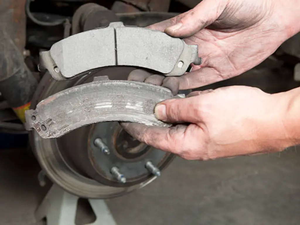 how long do brake pads last on a car