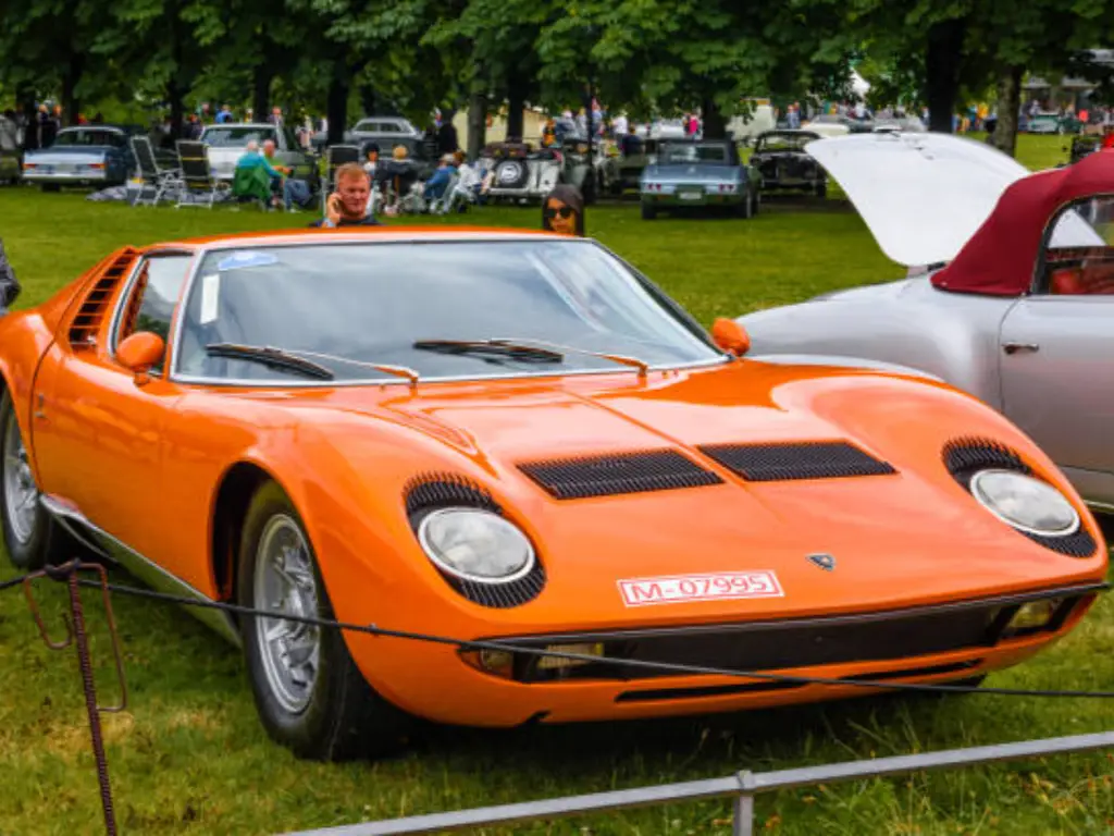Lamborghini Miura