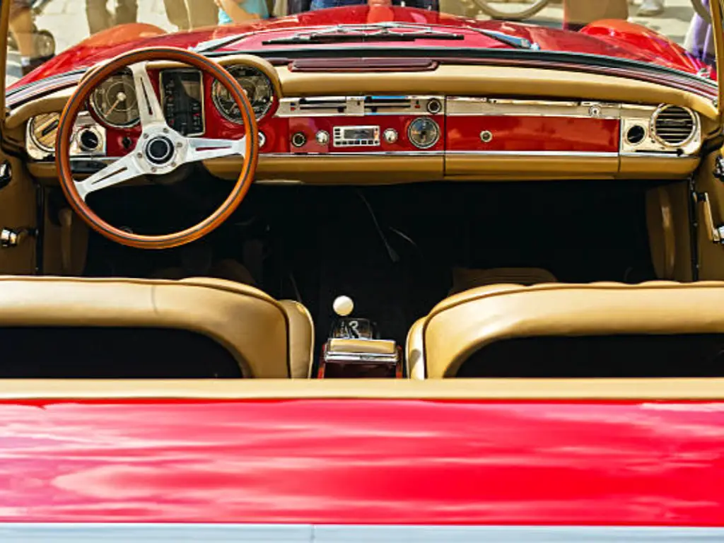 old classic italian cars