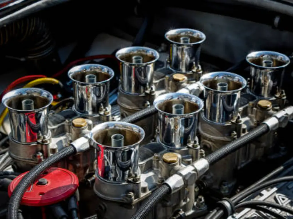 best small v8 engine